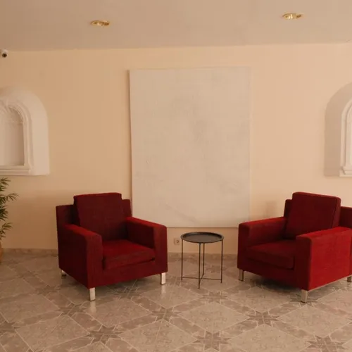 Cassandra Hotel