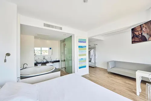 Astoria Playa Hotel