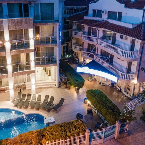 Jupiter 1 Family Hotel