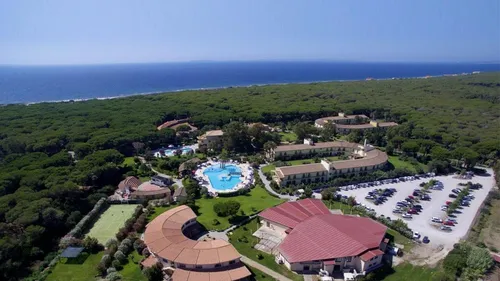 Horse & Country Resort