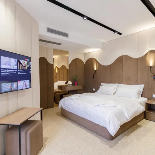 PortSide GF Hotel