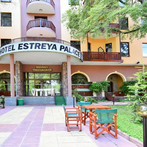 Estreya Palace Hotel