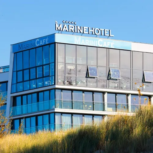 Marine Hotel