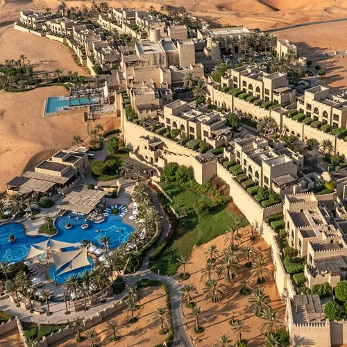Qasr Al Sarab Desert Resort by Anantara
