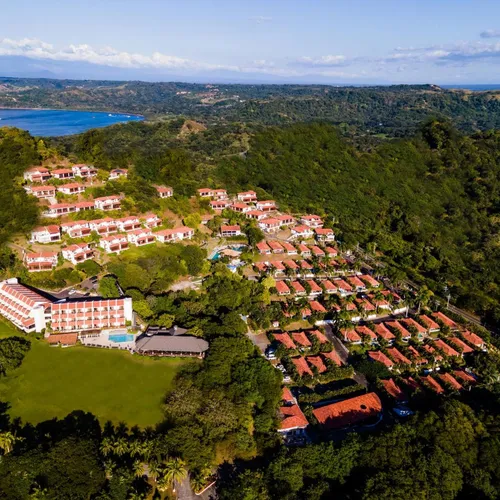 Villas Sol Hotel & Beach Resort