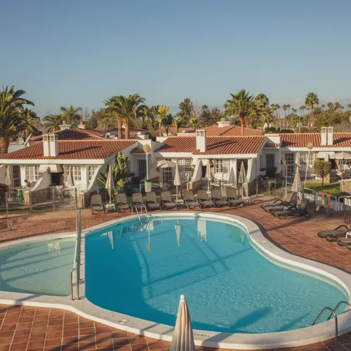 Vista Verde - Adults Only