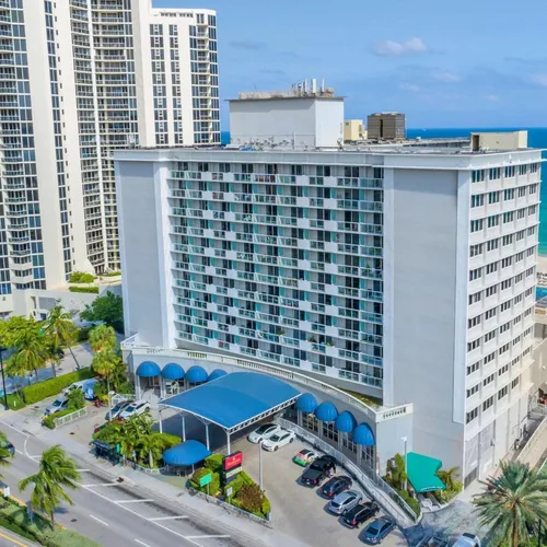 Ramada Plaza Marco Polo Beach Resort