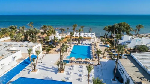 Hari Club Beach Resort