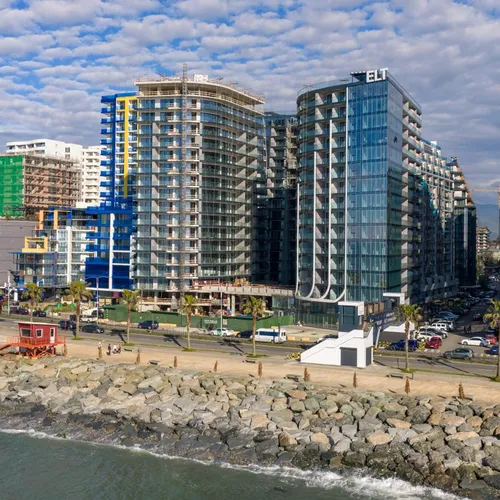 Marina Club