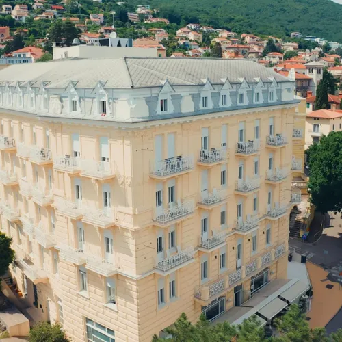 Bristol Hotel