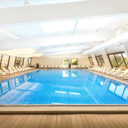 Marina Hotel