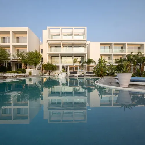 Kouros Exclusive Suites